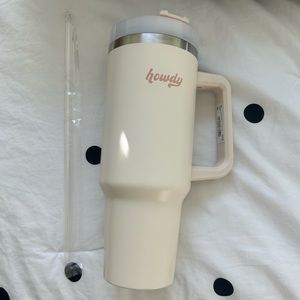 ALTAR’D STATE howdy insulated tumbler💕